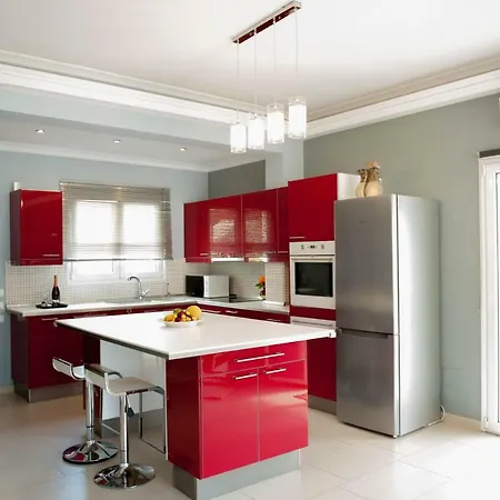 Holiday home Polikseni House