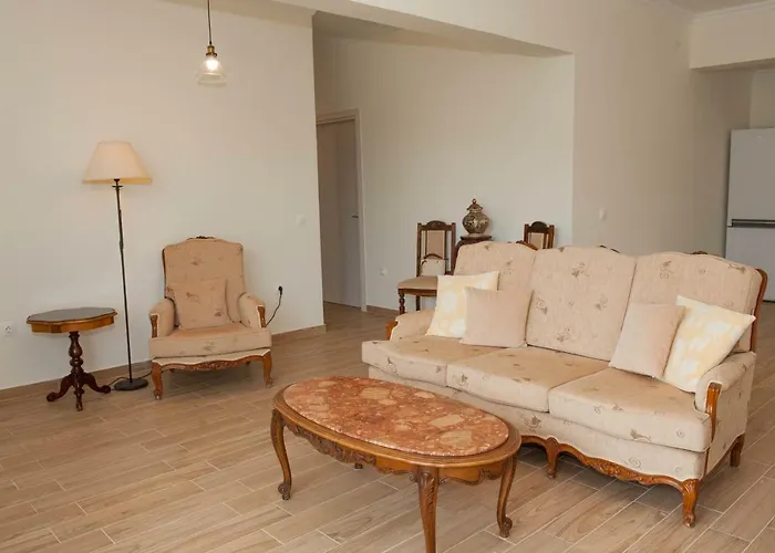 Polikseni House Tatil Evi *