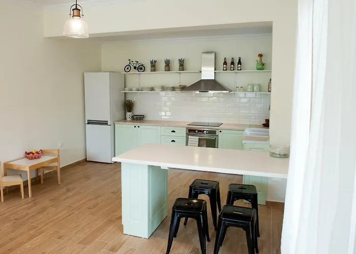 Polikseni House Tatil Evi *