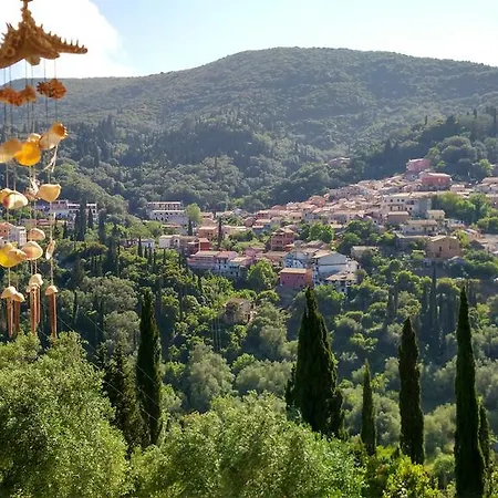Сasa de vacaciones Polikseni House *
